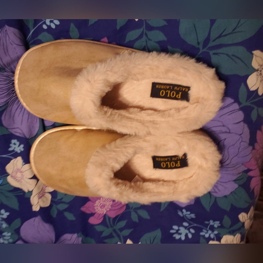 Big kids Polo gold fur lined slides